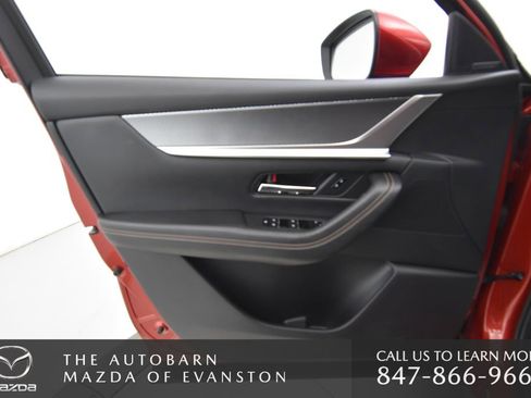 Certified 2024 MAZDA CX-90 Plug-In Hybrid w/ Premium Pkg image 29