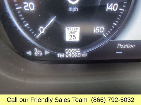 Used 2021 Volvo XC60 T5 Inscription AWD/4WD image 16