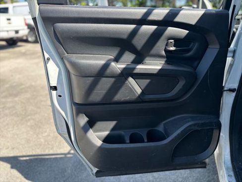 Used 2017 Nissan Titan S RWD image 17