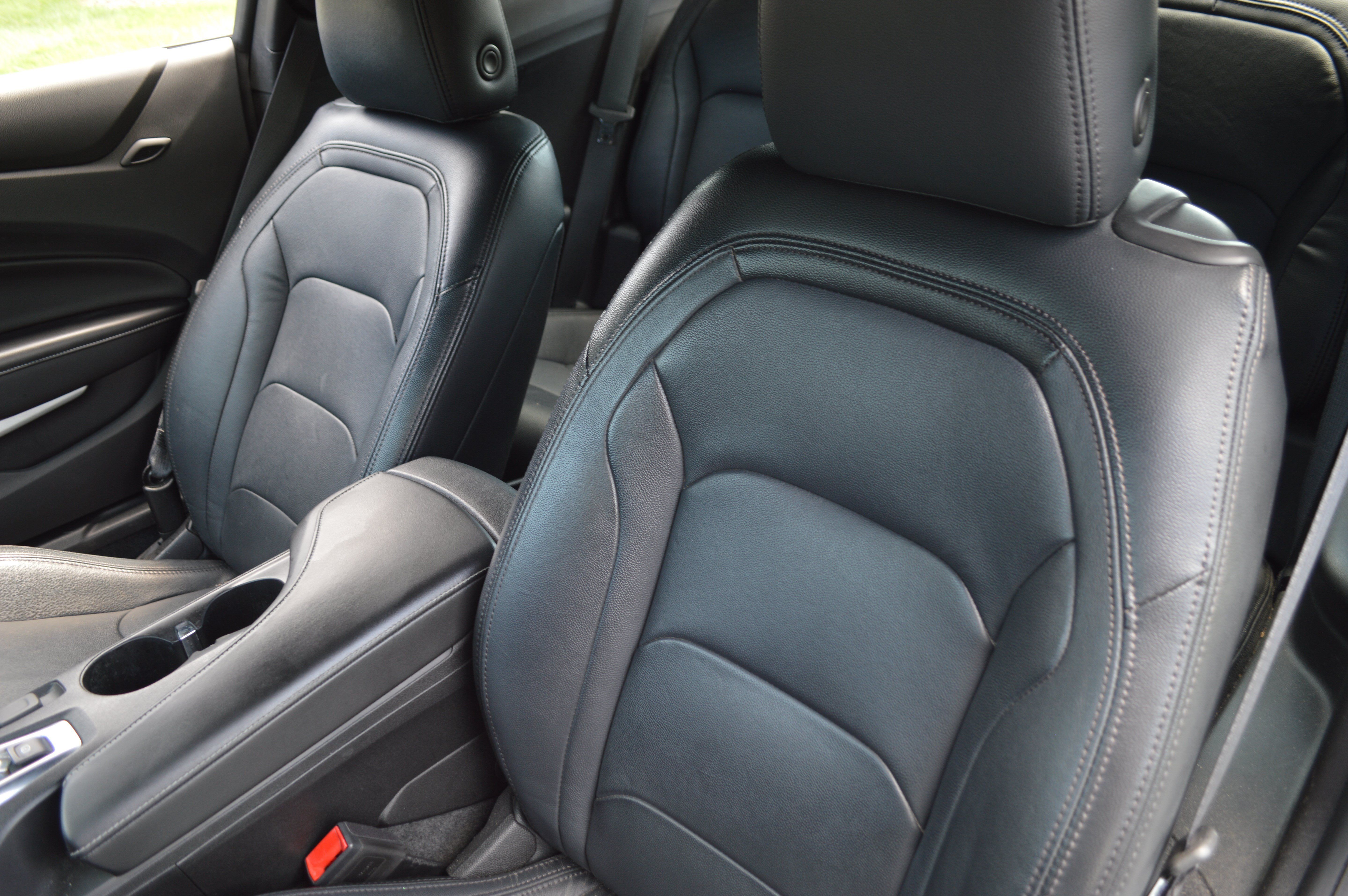 Used 2018 Chevrolet Camaro LT RWD image 31