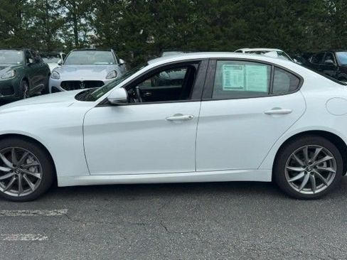 Used 2022 Alfa Romeo Giulia Sprint AWD/4WD image 13