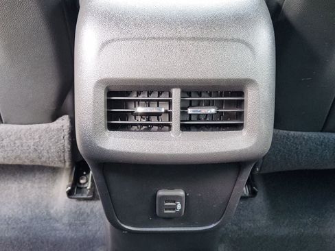 Used 2023 Chevrolet Equinox RS AWD/4WD image 29