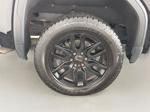 Used 2022 GMC Sierra 1500 Elevation w/ Elevation Premium Package AWD/4WD image 34