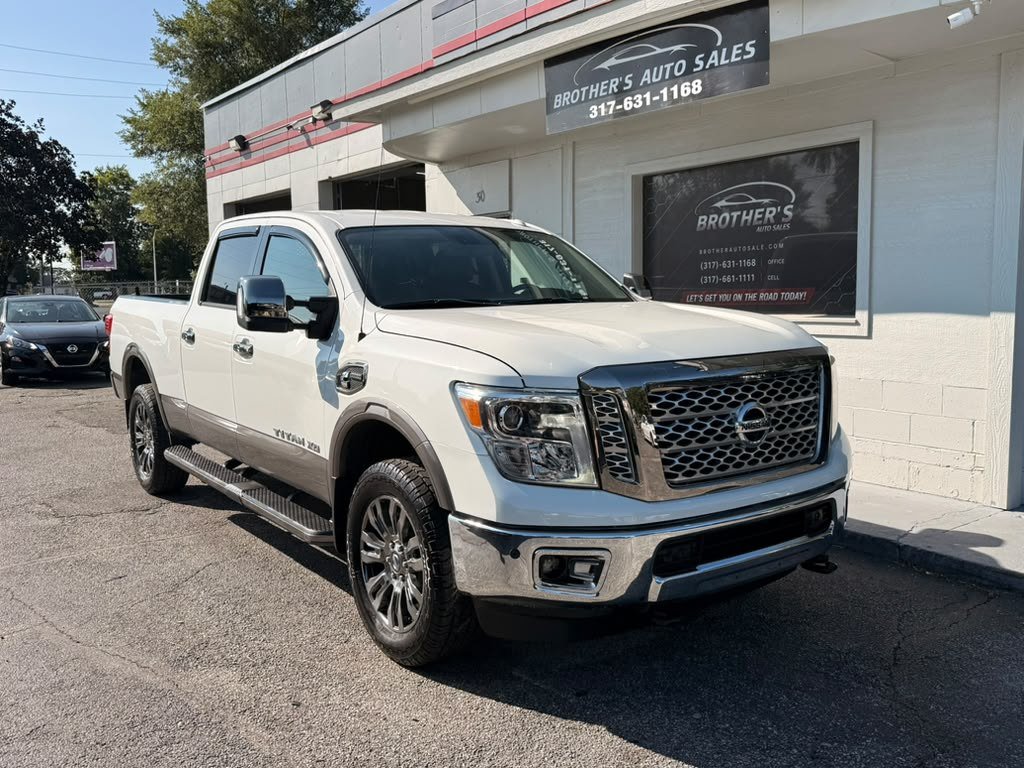 Used 2019 Nissan Titan Platinum Reserve w/ Platinum Utility Package AWD/4WD image 11