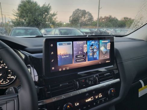 New 2026 Nissan Pathfinder SV image 8