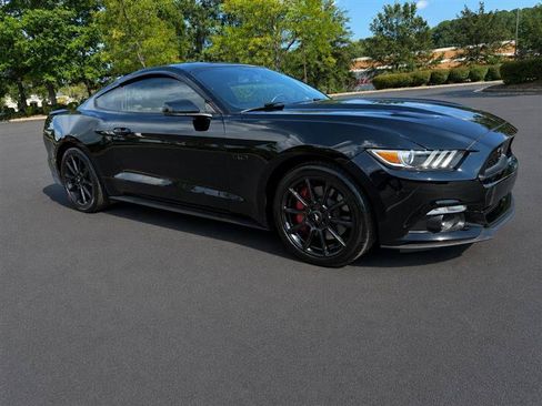 Used 2016 Ford Mustang GT Premium w/ Equipment Group 401A RWD image 2