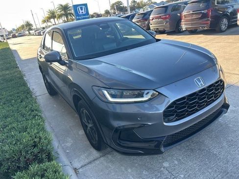 Used 2023 Honda HR-V EX-L image 3