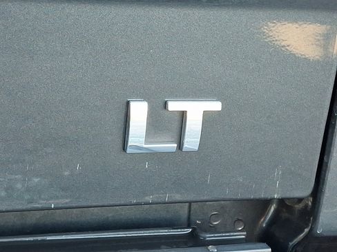 Used 2018 Chevrolet Silverado 1500 LT w/ All Star Edition image 29