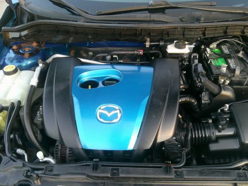 Used 2012 MAZDA MAZDA3 i Touring image 15