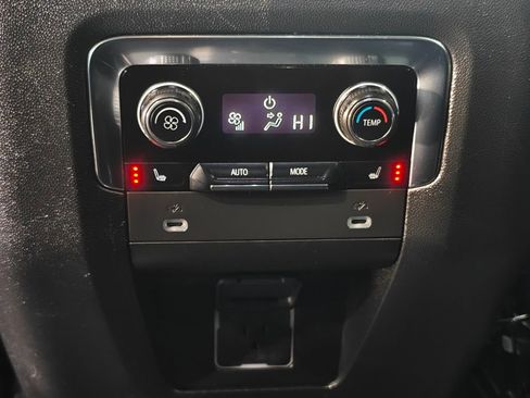 Used 2022 Chevrolet Tahoe RST w/ Luxury Package image 29