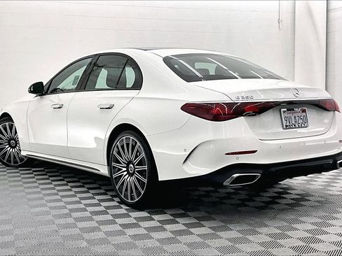 Used 2026 Mercedes-Benz E 350 Sedan image 10