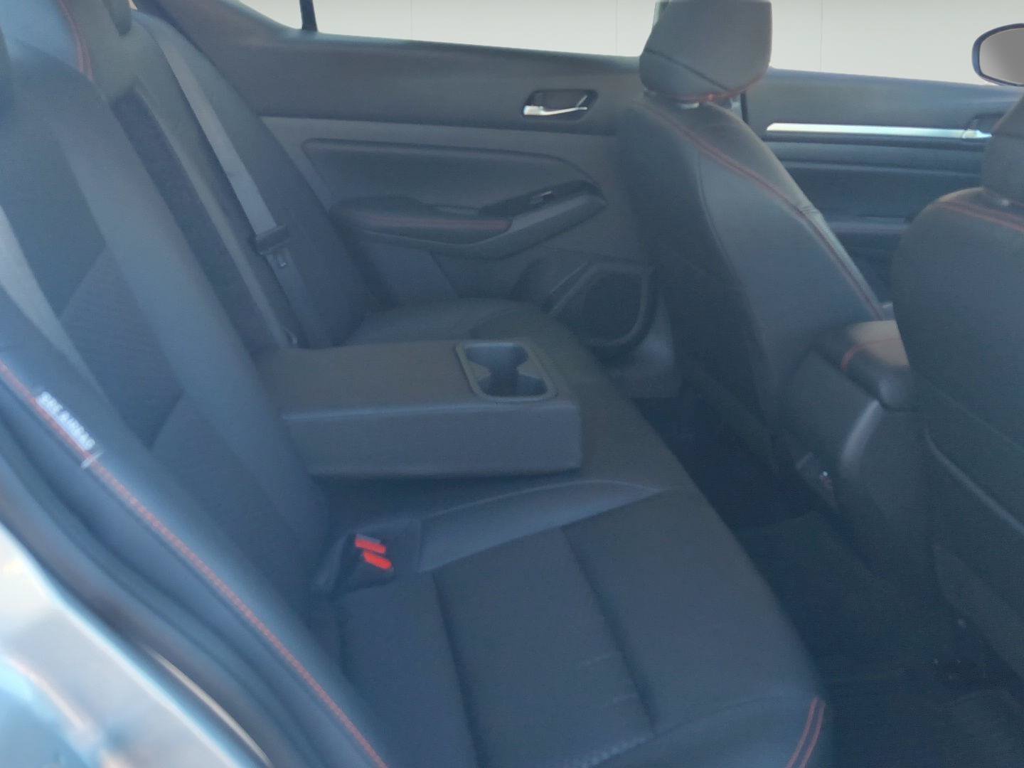 Used 2025 Nissan Altima 2.5 SR FWD image 26