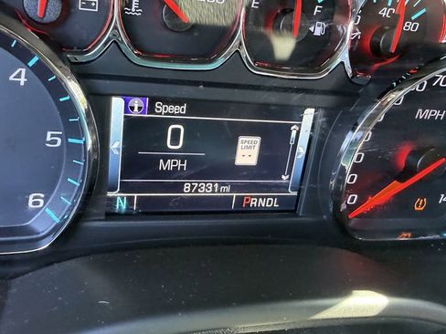 Used 2018 Chevrolet Tahoe LT AWD/4WD image 5