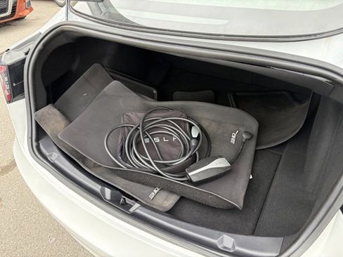 Used 2020 Tesla Model 3 Long Range image 31