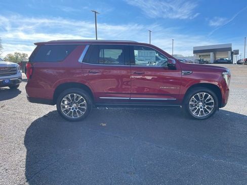 New 2026 GMC Yukon Denali w/ Sun & Power Step Package image 6