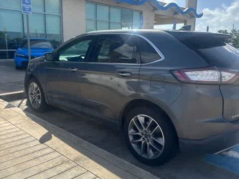 Used 2017 Ford Edge Titanium w/ Equipment Group 302A AWD/4WD image 2