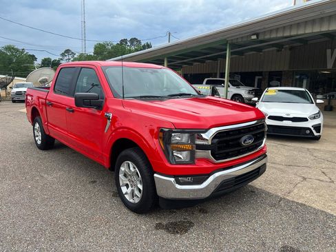 Used 2023 Ford F150 XLT RWD image 5