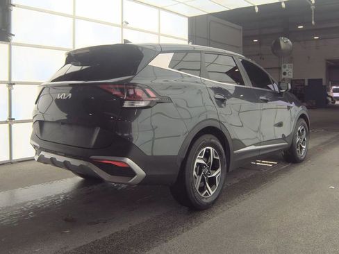 Used 2024 Kia Sportage LX image 6