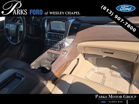 Used 2020 Chevrolet Suburban LT image 11