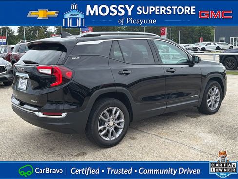 Certified 2024 GMC Terrain SLT AWD/4WD image 6