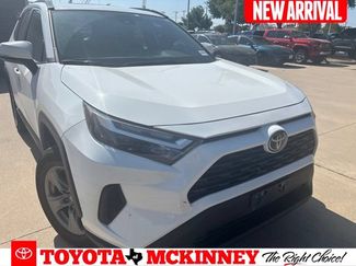 Used 2024 Toyota RAV4 XLE w/ Convenience Package FWD video 1