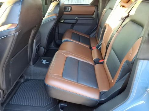 Used 2024 Ford Bronco Outer Banks w/ Sasquatch Package image 7