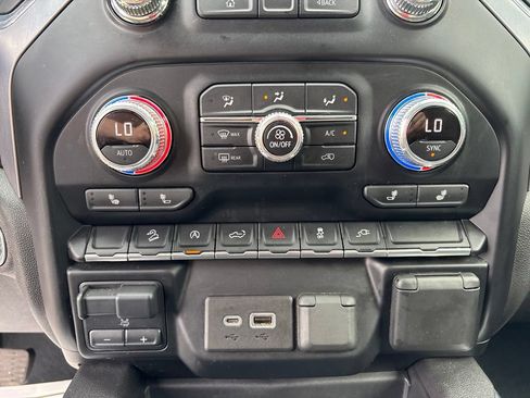 Used 2020 GMC Sierra 1500 Elevation w/ Elevation Value Package AWD/4WD image 25
