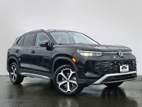 New 2026 Volkswagen Tiguan SE AWD/4WD image 1