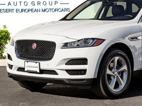 Used 2019 Jaguar F-PACE Premium AWD/4WD image 2
