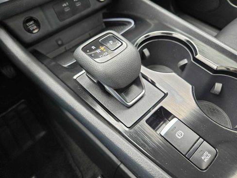 Used 2024 Nissan Rogue SL w/ SL Premium Package FWD image 34