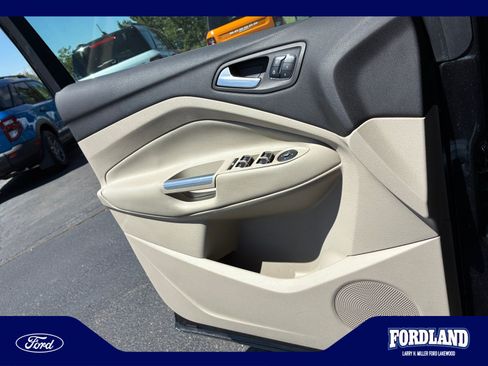 Used 2014 Ford Escape Titanium AWD/4WD image 13