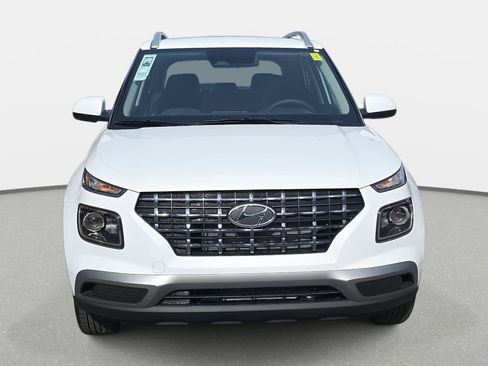 New 2026 Hyundai Venue SEL image 2