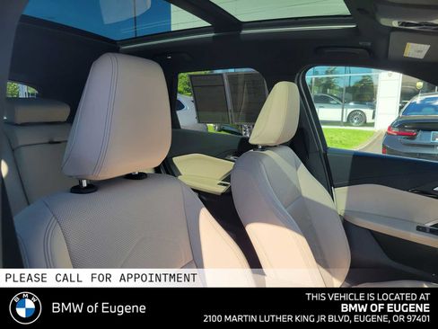 Used 2024 BMW X1 xDrive28i AWD/4WD image 13