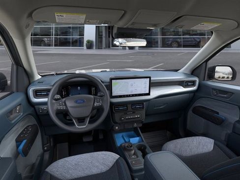 New 2025 Ford Maverick XLT image 9