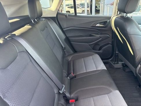 Used 2024 Chevrolet Trax LT image 27