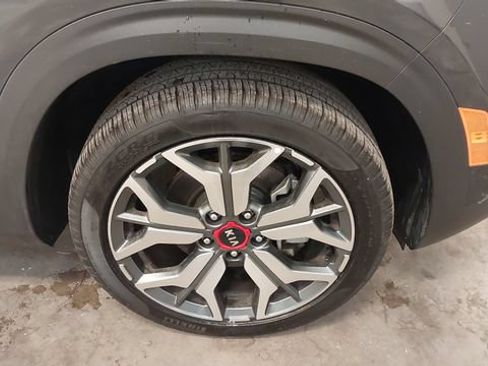 Used 2021 Kia Seltos S AWD/4WD image 39