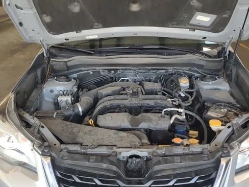 Used 2017 Subaru Forester 2.5i Premium w/ All-Weather Package AWD/4WD image 9