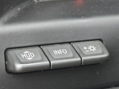 Used 2024 GMC Sierra 2500 AT4 w/ AT4 Premium Plus Package image 15