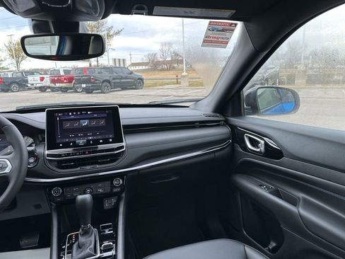 New 2026 Jeep Compass Latitude image 52