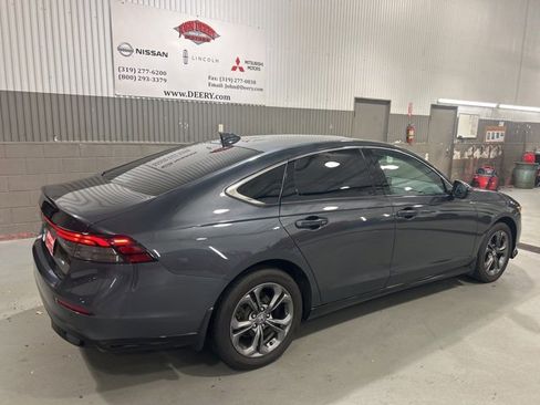 Used 2024 Honda Accord EX-L image 3