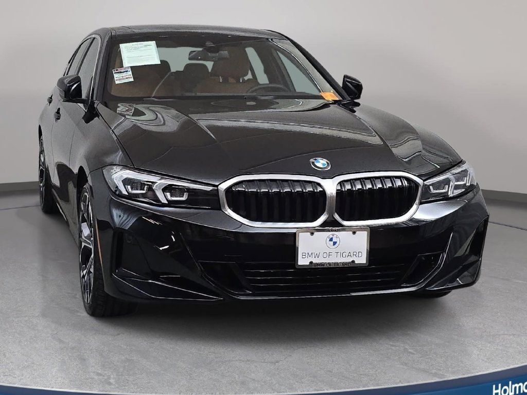 Used 2026 BMW 330i xDrive Sedan w/ Premium Package AWD/4WD image 3