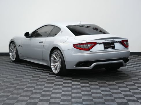 Used 2015 Maserati GranTurismo Sport image 8