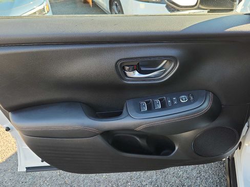 Certified 2024 Honda HR-V Sport image 12