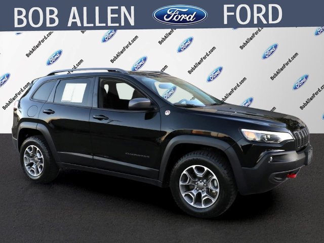 Used 2021 Jeep Cherokee Trailhawk AWD/4WD image 2