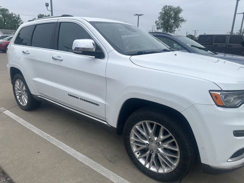 Used 2018 Jeep Grand Cherokee Summit image 7