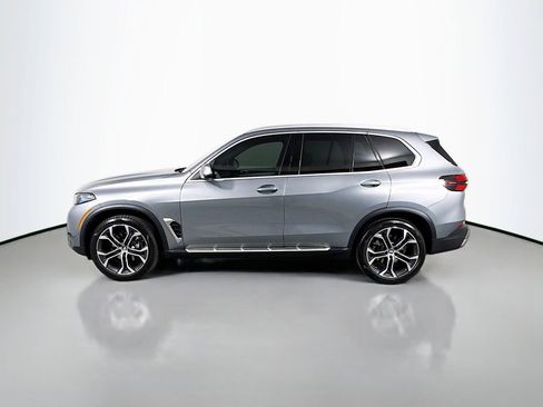 Used 2026 BMW X5 sDrive40i w/ Executive Package image 8