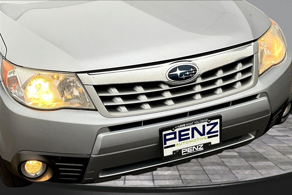 Used 2013 Subaru Forester 2.5X Premium w/ Popular Pkg 2 AWD/4WD image 34