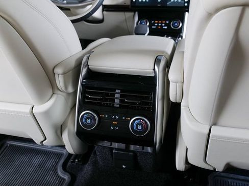 Certified 2023 Land Rover Range Rover SE AWD/4WD image 22