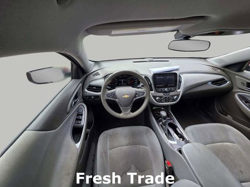 Used 2021 Chevrolet Malibu LT FWD image 10