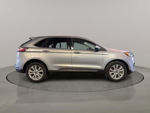 Used 2022 Ford Edge Titanium image 8
